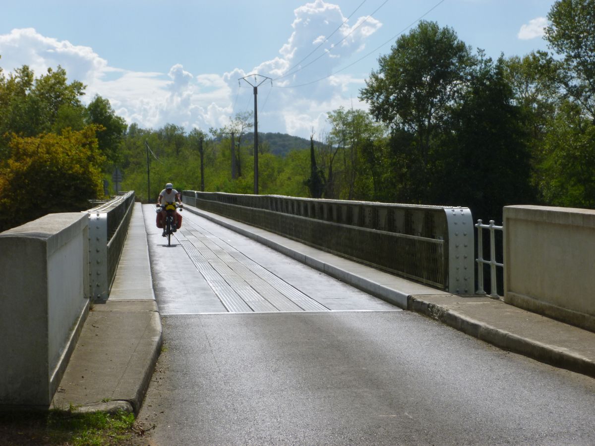 P1060220_1200.jpg